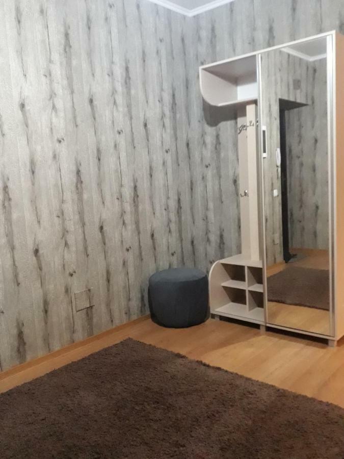 Large 2-Bedroom Apartament In The Center Кишинев Екстериор снимка